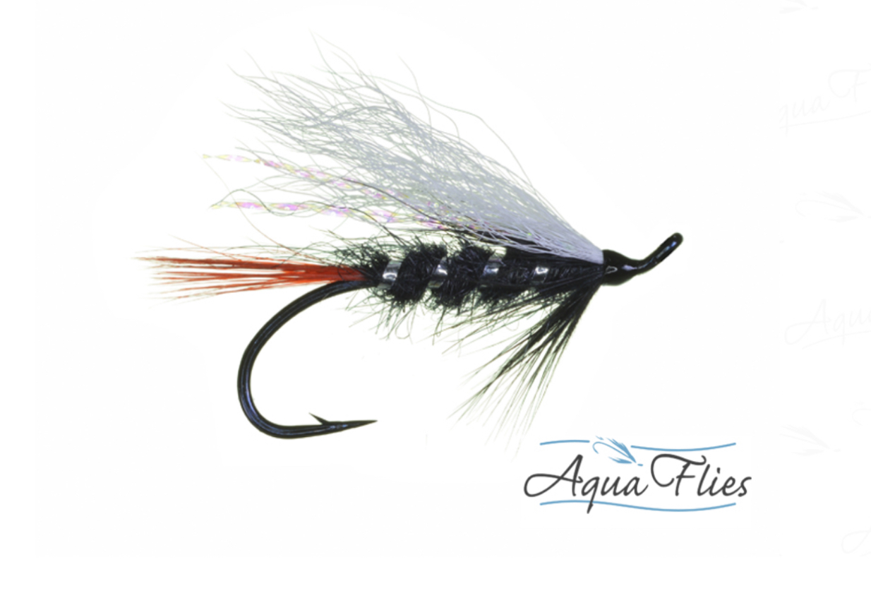 Aqua Flies Skunk - Size 8